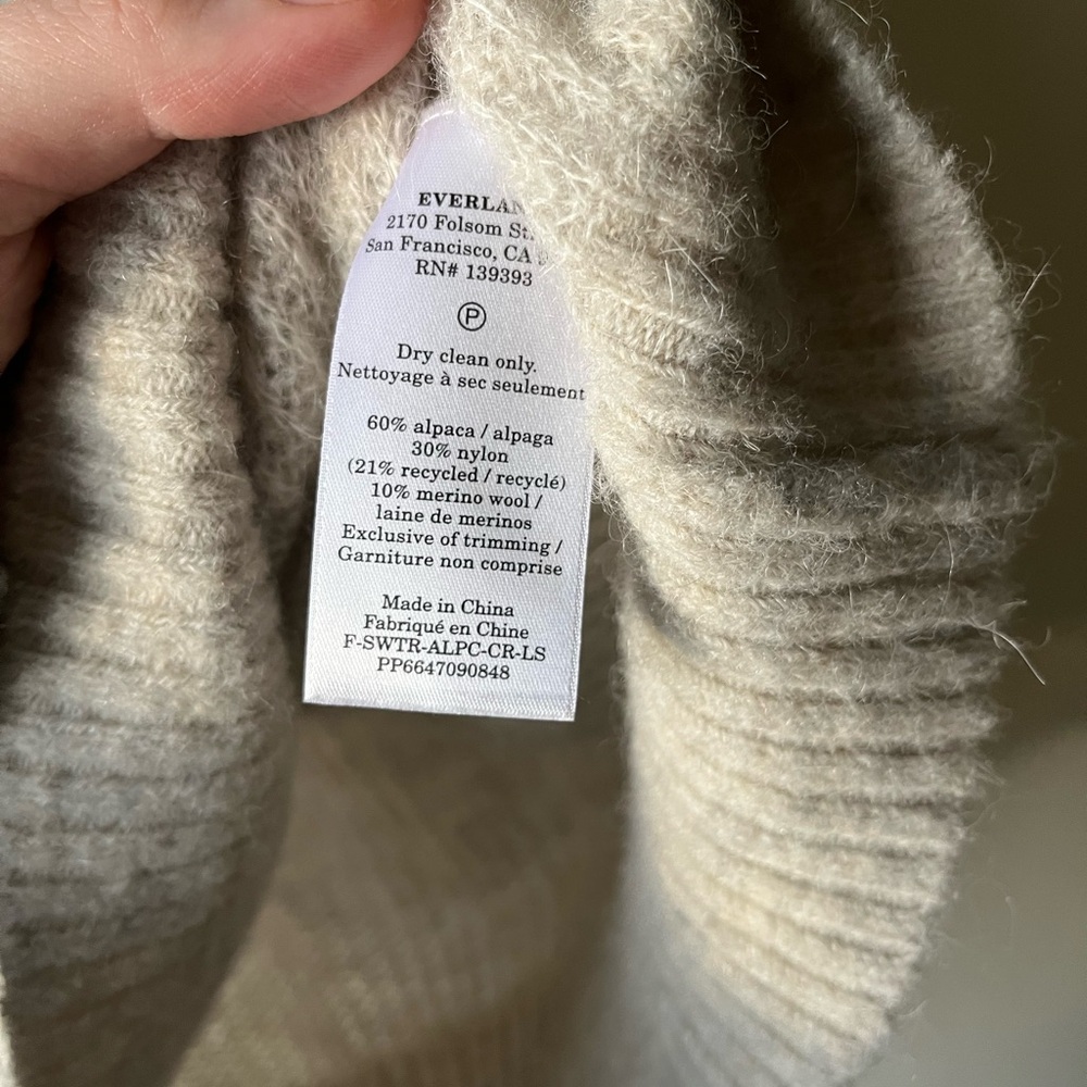 Everlane Sweater - Picture 5 of 6
